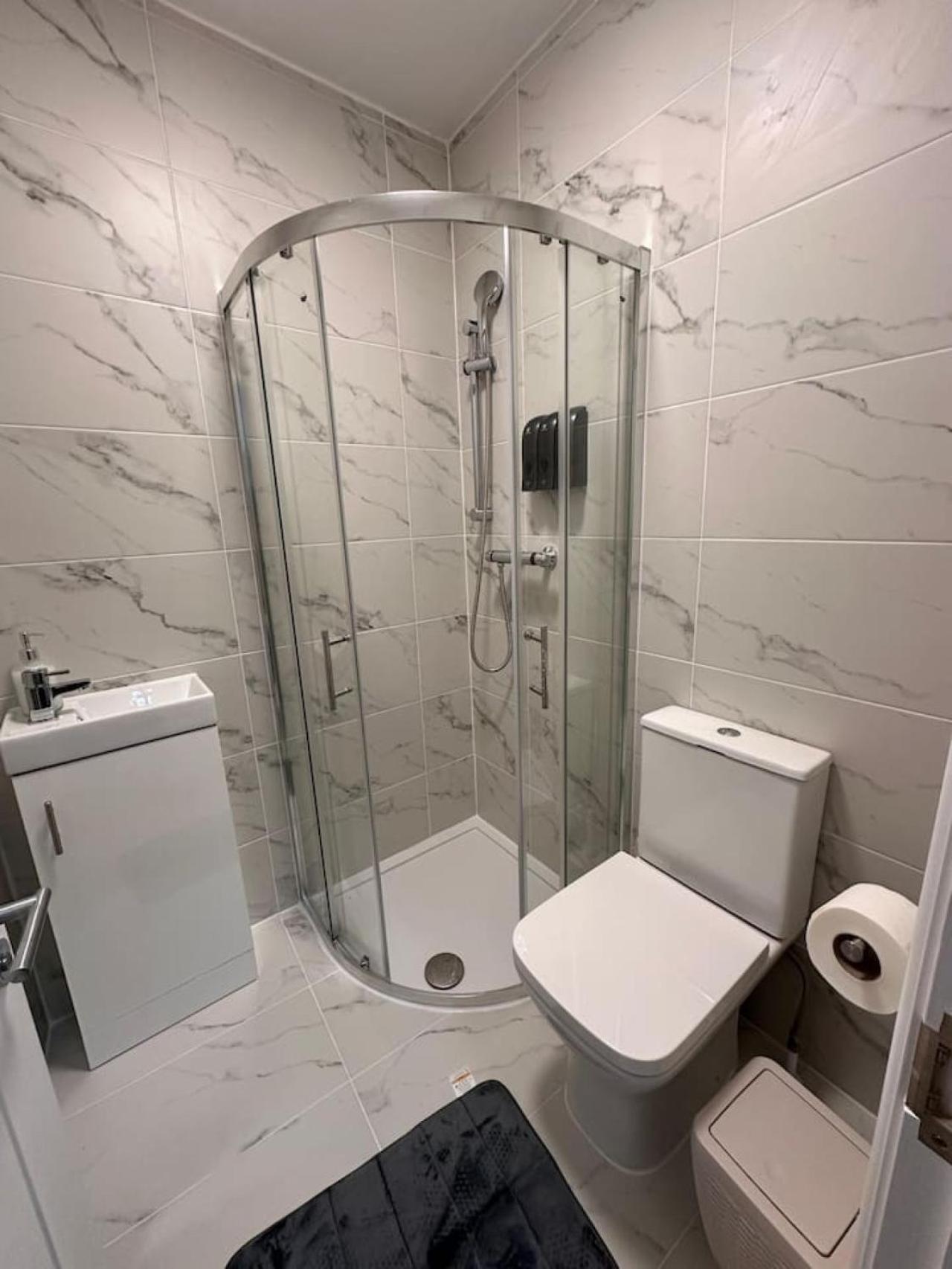 Room In Central London Zone 1 외부 사진